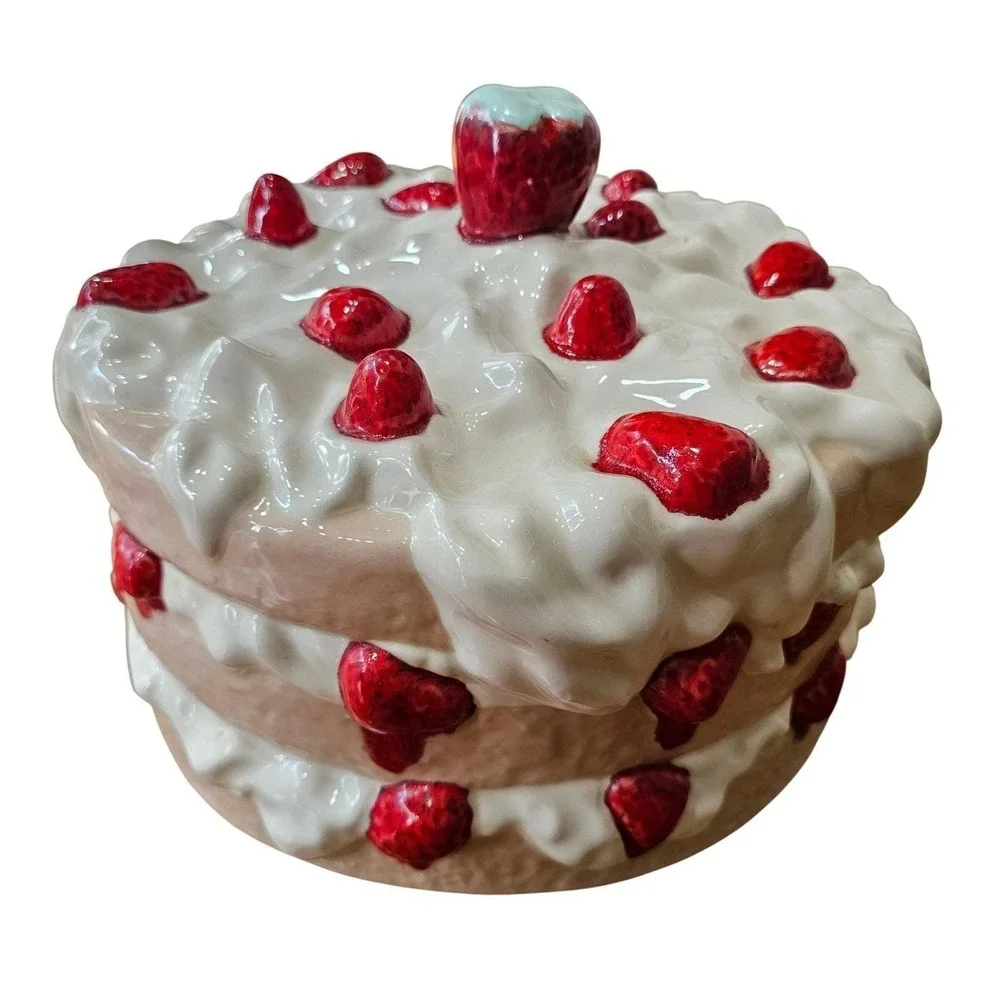 Vintage Strawberry Shortcake Ceramic Cake Dome Cake Stand Lid Decor Country